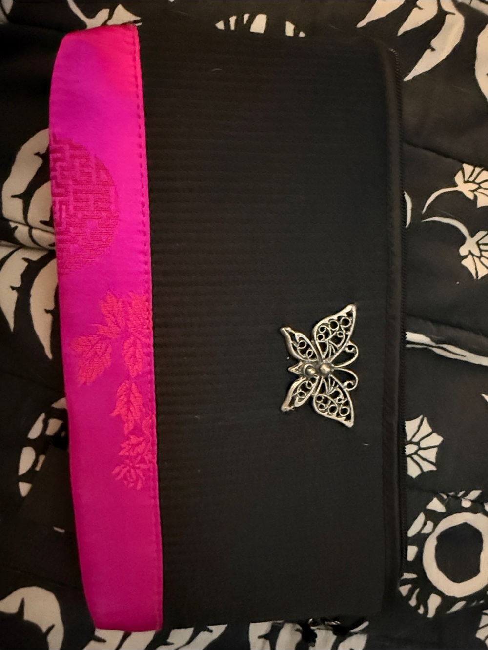 NWT Black and Fuchsia with Decorative Brooch pouch/wristlet
